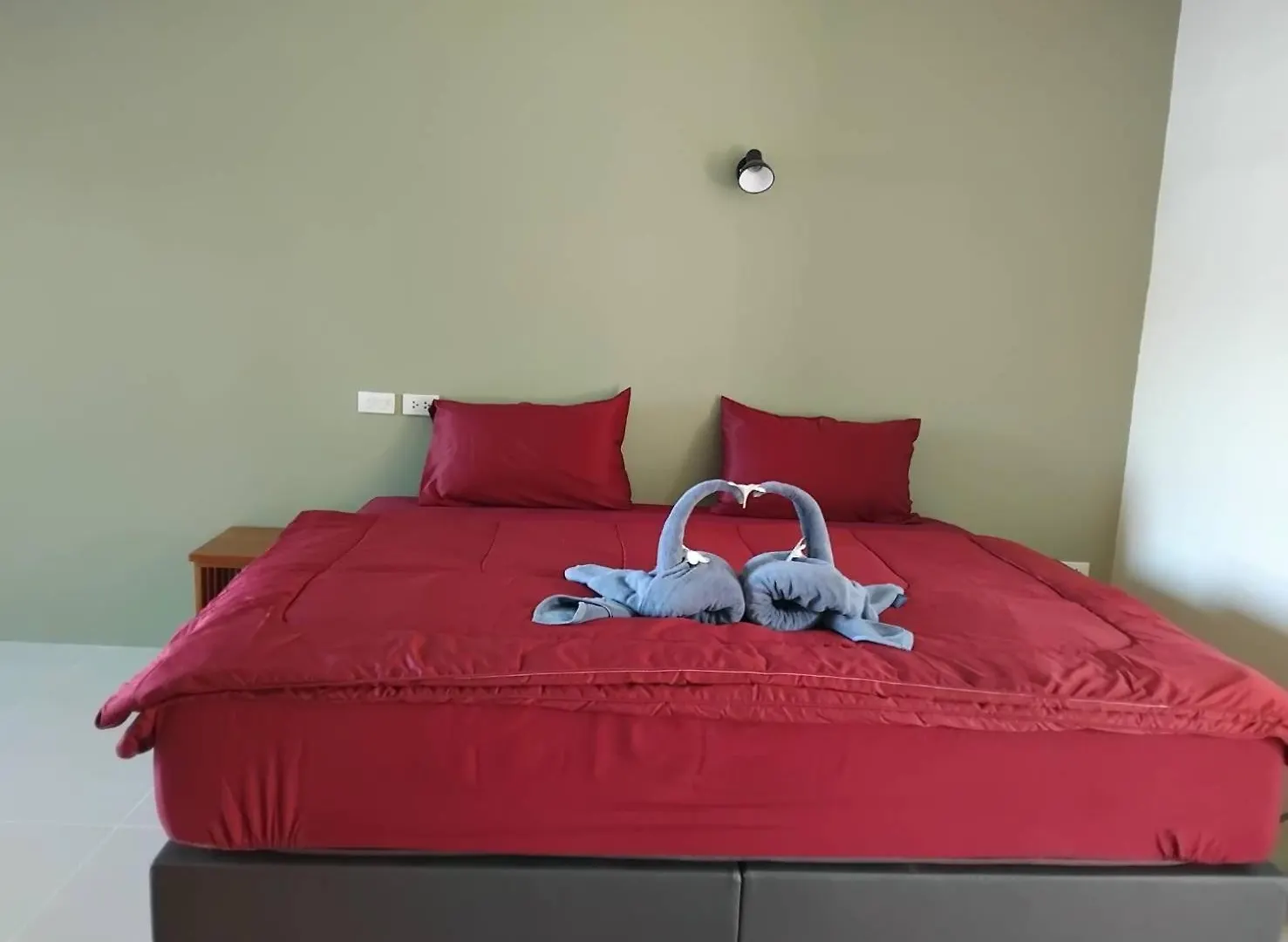 Spy Home 2*, Khao Lak